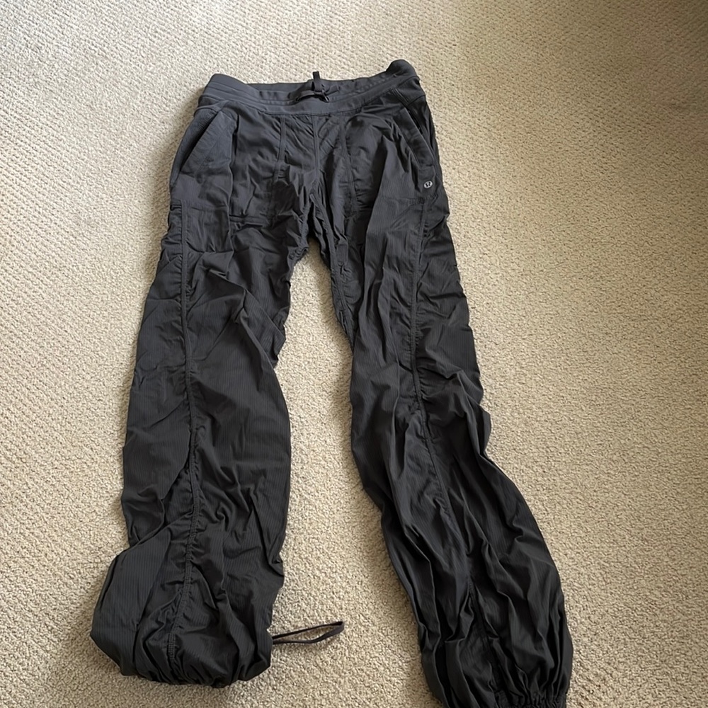 Lululemon Studio Dance Pant size 6